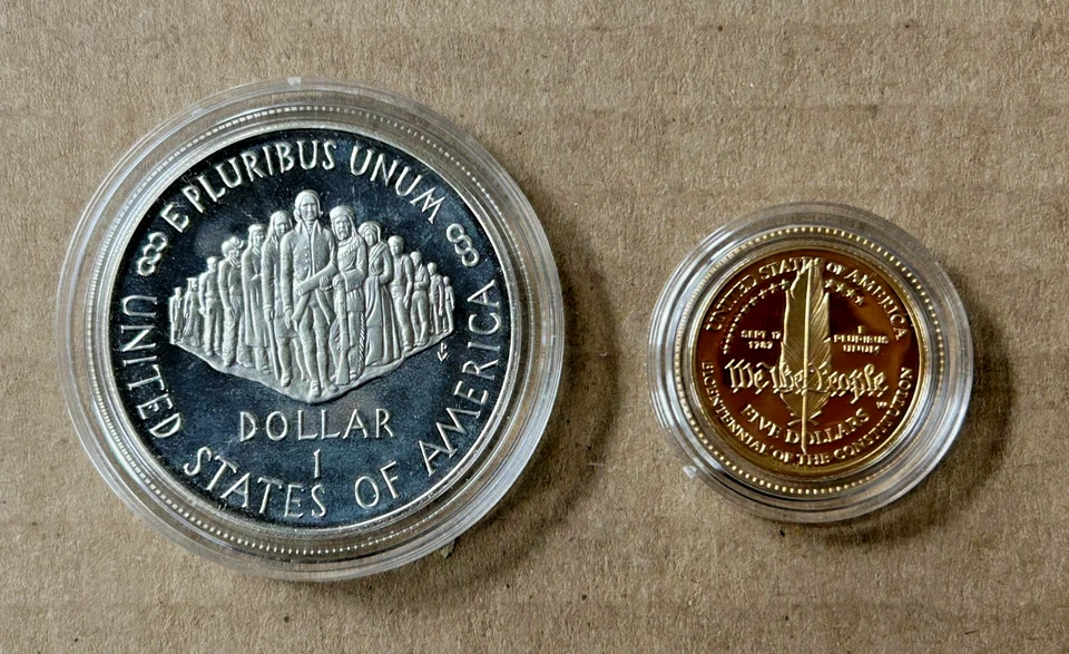 1987 U.S. Constituion 2 Coin Proof Set 5$ Gold & 1$ Silver w/OGP & COA - Image 4 of 4