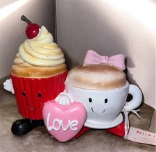 New Bella Lux Valentines Day  Love Cupcake & Mug