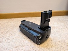 Zeikos ZE-CBG7D Battery Grip for Canon 7D Tested Working Please Read