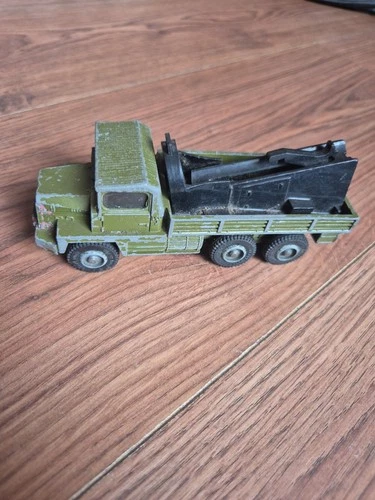 DINKY TOYS 620 BERLIET GAZELLE ROCKET LAUNCHER. Vintage