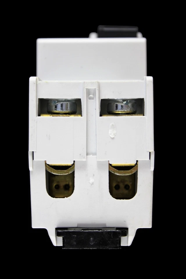 GENERAL ELECTRIC 80 AMP 100mA RCD DOUBLE POLE TYPE AC 660446 V/304-028101 - Image 4 of 4