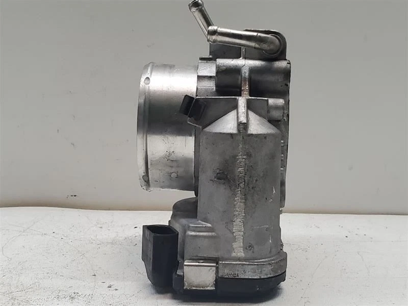 Корпус дроссельной заслонки 2013 Kia Optima 2,4 л VIN 7 8-значный - Изображение 2 из 4