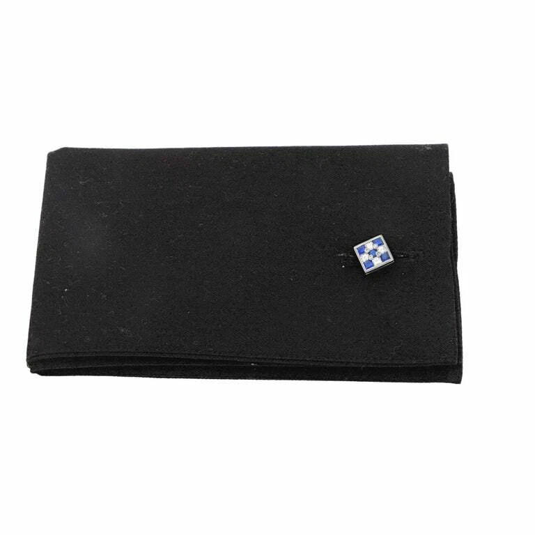 Sofisticado par de gemelos de cadena de ajedrez de circonita cúbica y zafiro para hombre  Foto 2 de 4