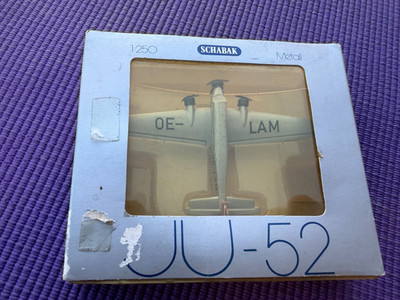 1/250 SCHABAK JUNKERS JU-32 AIRLINER Schabak Airlines Airplane