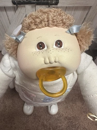 Rare Vintage 1985 Xavier Roberts Soft Sculpture Cabbage Patch With Pacifier