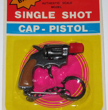 Vintage Keychain Miniature Die-Cast Revolver Cap Toy Gun Unopened  2.5"