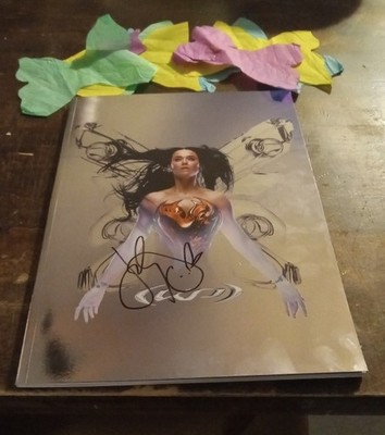Katy Perry SIGNED Lifetimes Tour Book 