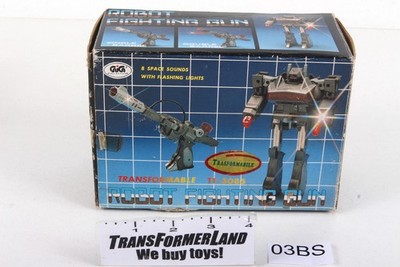 Robot Fighting Gun Gig Europe Shockwave w/box