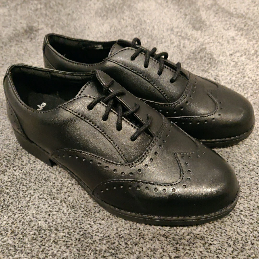 Scarpe scuola Clarks Sami Fizz Jnr Brogue da ragazza in pelle nera taglia UK 13H PREZZO AL PUBBLICO £ 42