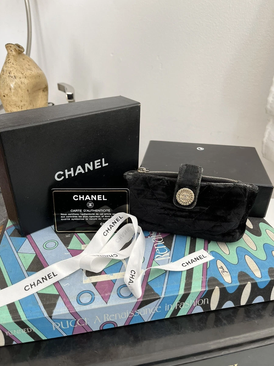 Chanel Vintage Clutch with Chain Quilted Leather Small Black 226050172