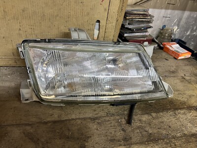 1999-2001 SAAB 9-5 95 SEDAN HEADLIGHT PASSENGER SIDE-HAS BROKEN MOUNT TAB PIC 5