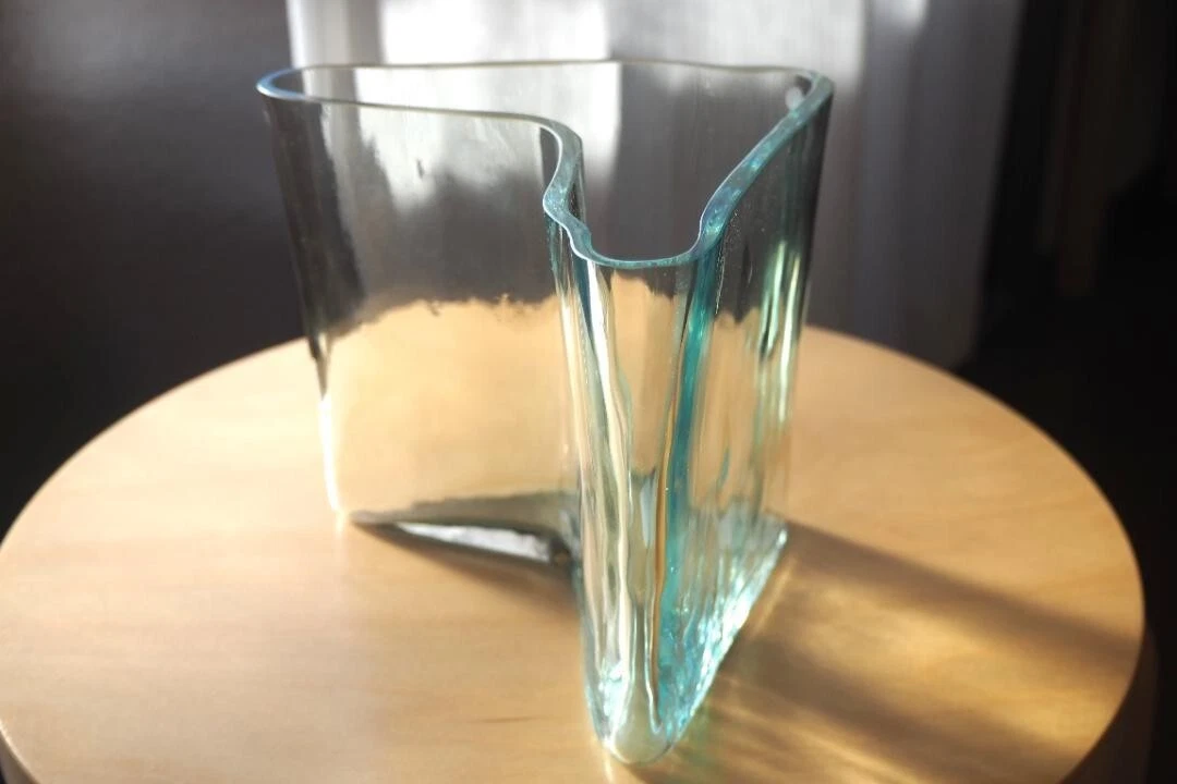 Iittala alvar aalto collection vase clear 1937 H 14cm W 17cm LTD 200 W serial