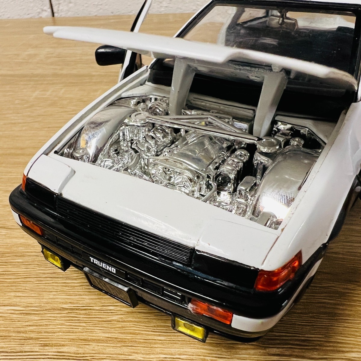 イニシャルD トヨタ AE86 1/24 メタル Initial D Toyota AE86 Trueno Jada 1:24 Diecast Metal Model