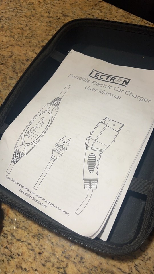 Mercedes Benz EQS EQB EV Charger OEM Home Charging PlugIn Cable Cord
