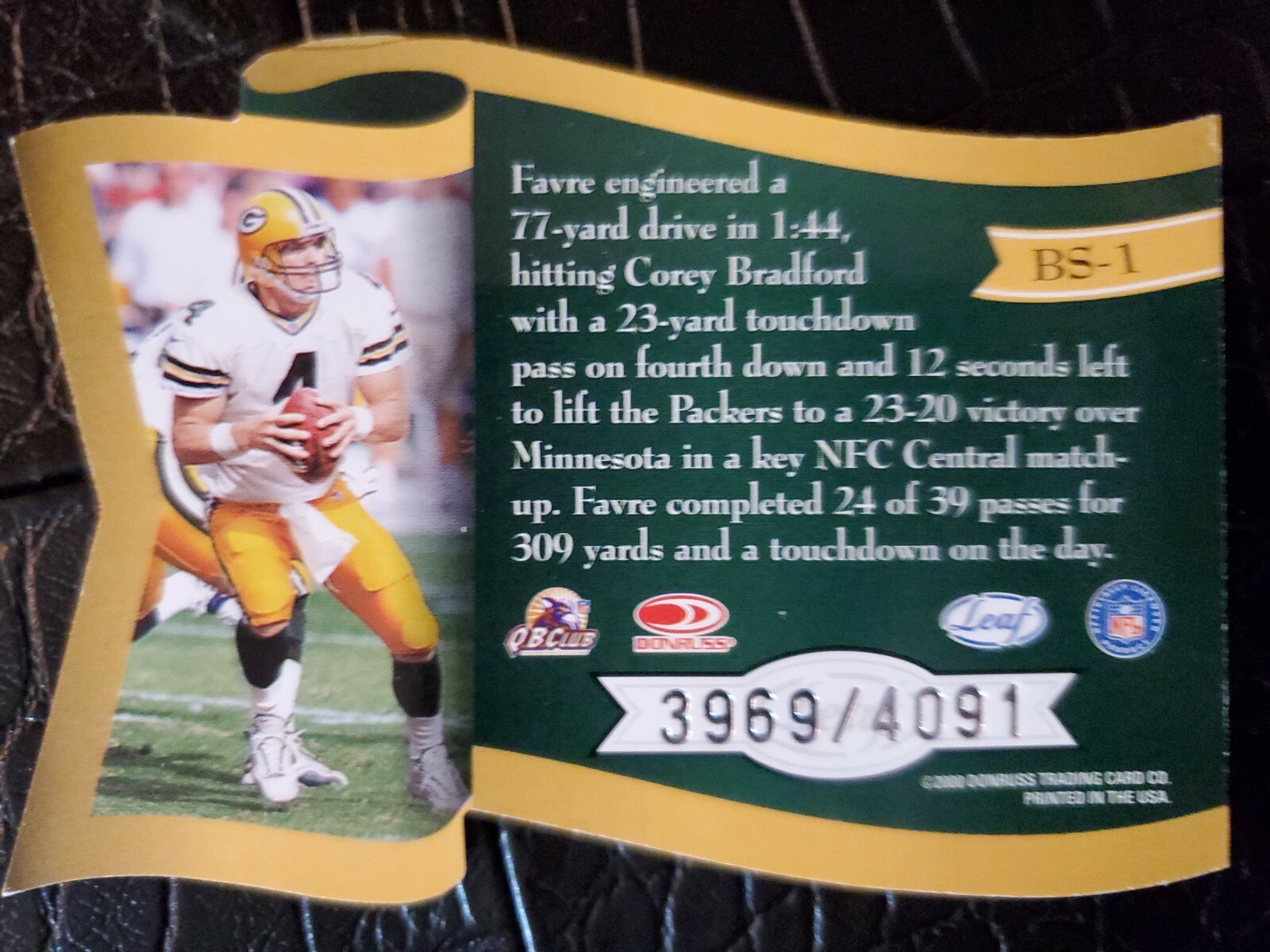 2000 Quantum Leaf Brett Favre BANNER SEASON PASSING YARDS card #BS-1 3969/4091 - Picture 2 of 2