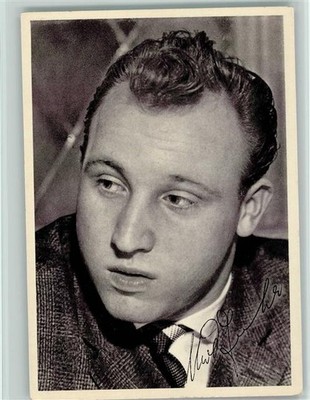 13010790-Uwe Seeler-postcard from Jugend Illustr. rattle gang 1960 football