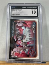 2024 Topps Update Kevin Pillar Golden Mirror Image Variation CGC 10 1:1,101 Pack