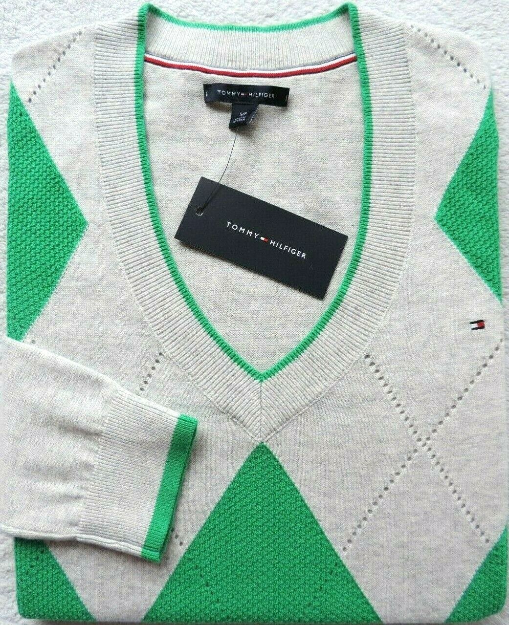 Tommy Hilfiger Women's Argyle V-neck Sweater Size: S