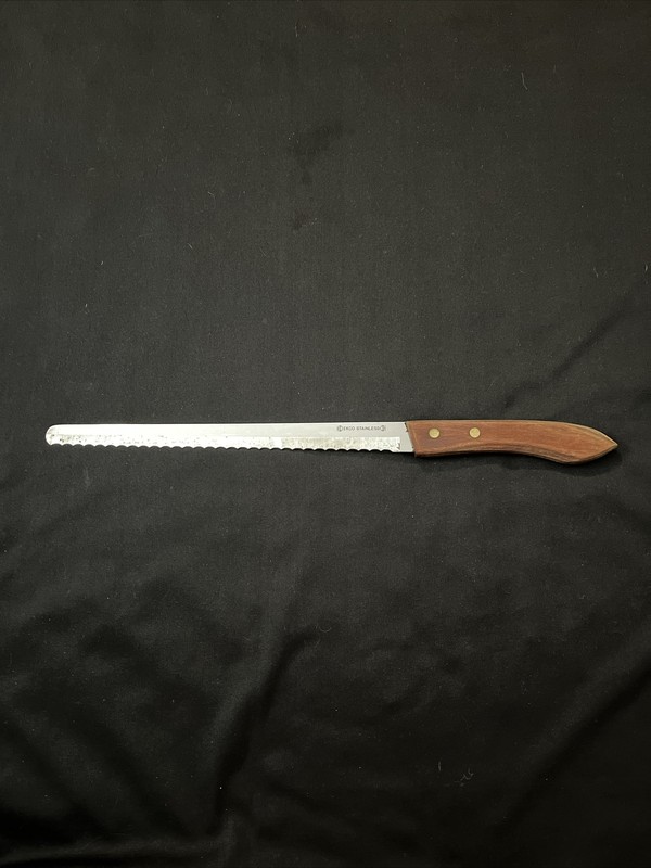 Vintage Ekco Flint Stainless Vanadium 8” Blade Serrated bread Knife USA