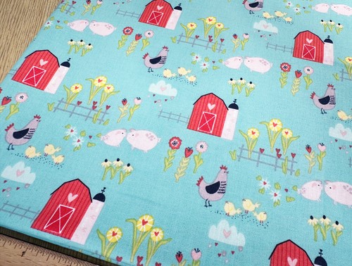 Nutex Fabric Cute Farm Chickens Pigs Patchwork Quilting Cotton Craft Fabric - Picture 2 of 9