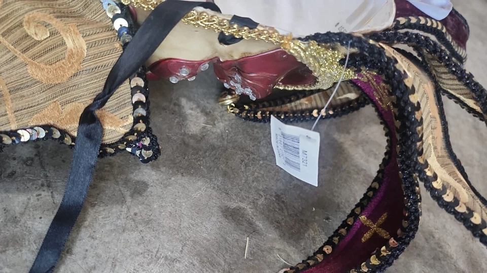 MARDI GRAS MASK JESTER~ MAROON ~ Joker Masquerade Costume Party Mask - Image 4 of 4