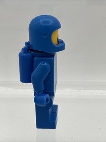 Lego Benny Blue Space man Lego movie 70810 70816 Minifigure