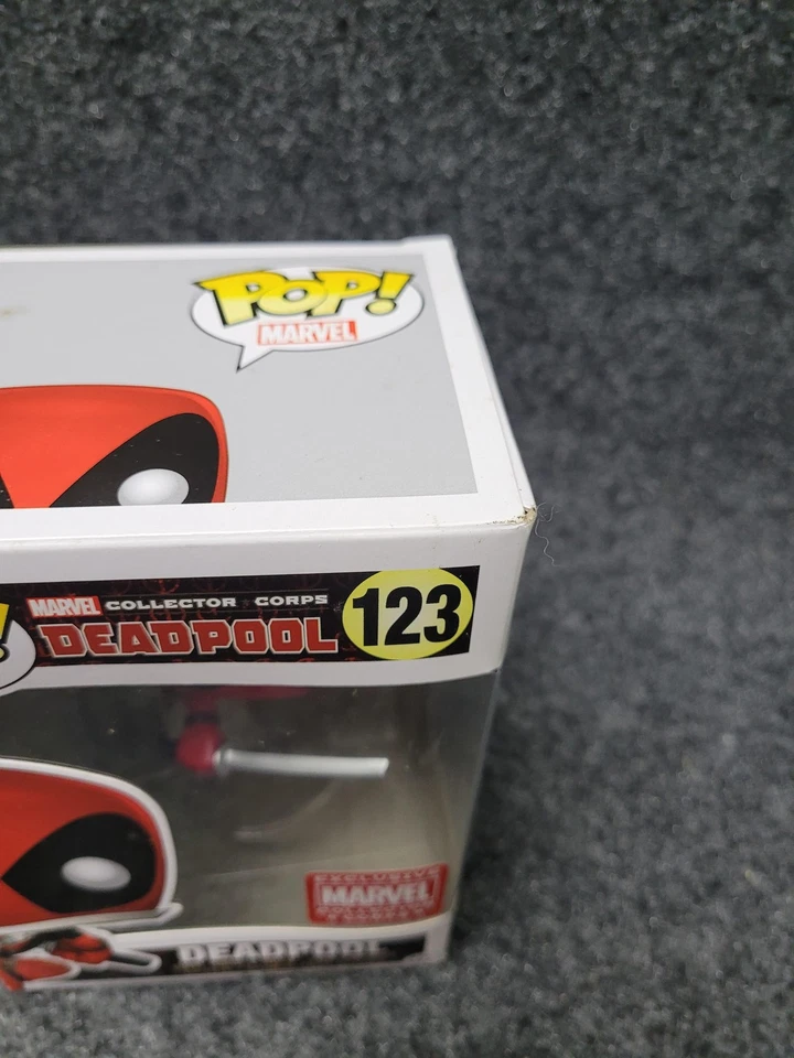Funko Pop Marvel Deadpool 123 Saltando Exclusivo Cuerpo de Coleccionistas Figura Vinilo Nuevo Foto 4 de 4