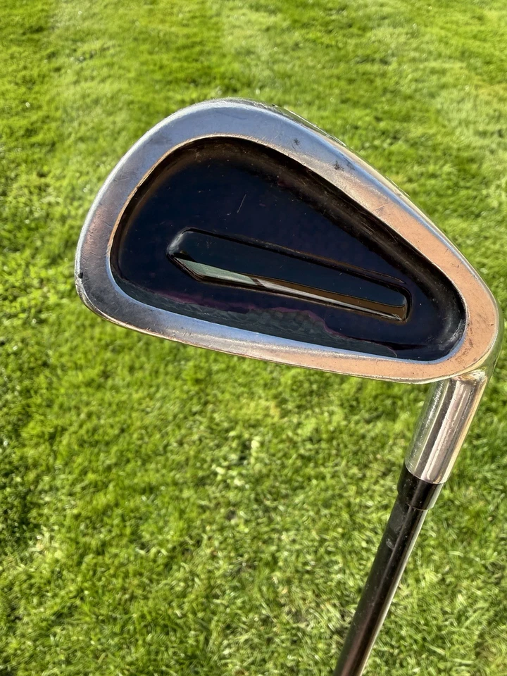 ✅Yonex Ladies 9 Iron- Ladies Flex Graphite Yonex Light Shaft-RH✅ - Image 2 of 4