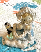 Dreamsicles, Northern Lights Angel Figurine With Penguin, 4"!