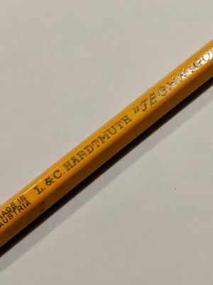 VINTAGE L.&C.HARDTMUTH 'Technicolor' DRAWING PENCIL *1700* No. 3 Yellow