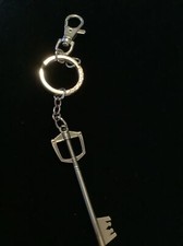 Disney M.I.I. 6.5  Keychain .  Princess  s Magic Crown Key  