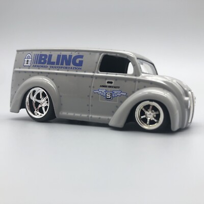 Jada D-Rods 1939 39 Div Cruizer Bling Armored Truck Transportation Diecast 1/64