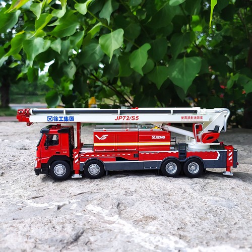 1/50 XCMG JP72/S5 JET Fire Truck Diecast Model - Picture 6 of 11