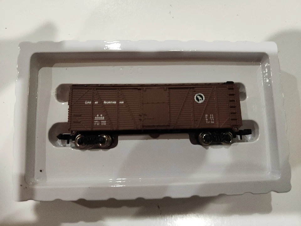 Bachmann Freight Cars N Scale 41’ Old Time Wood Reefer "Gerber's" 73661 NIB - Image 2 of 4