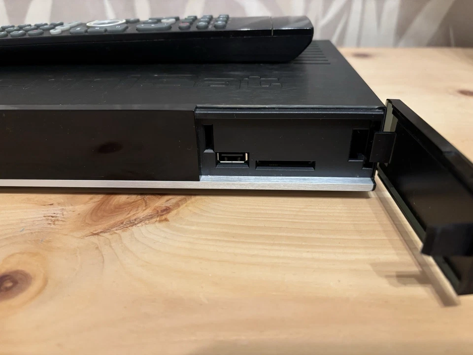 TechniSat DIGIT ISIO S2 HD-DVR DVB-S2 Twin - Bild 3 von 4