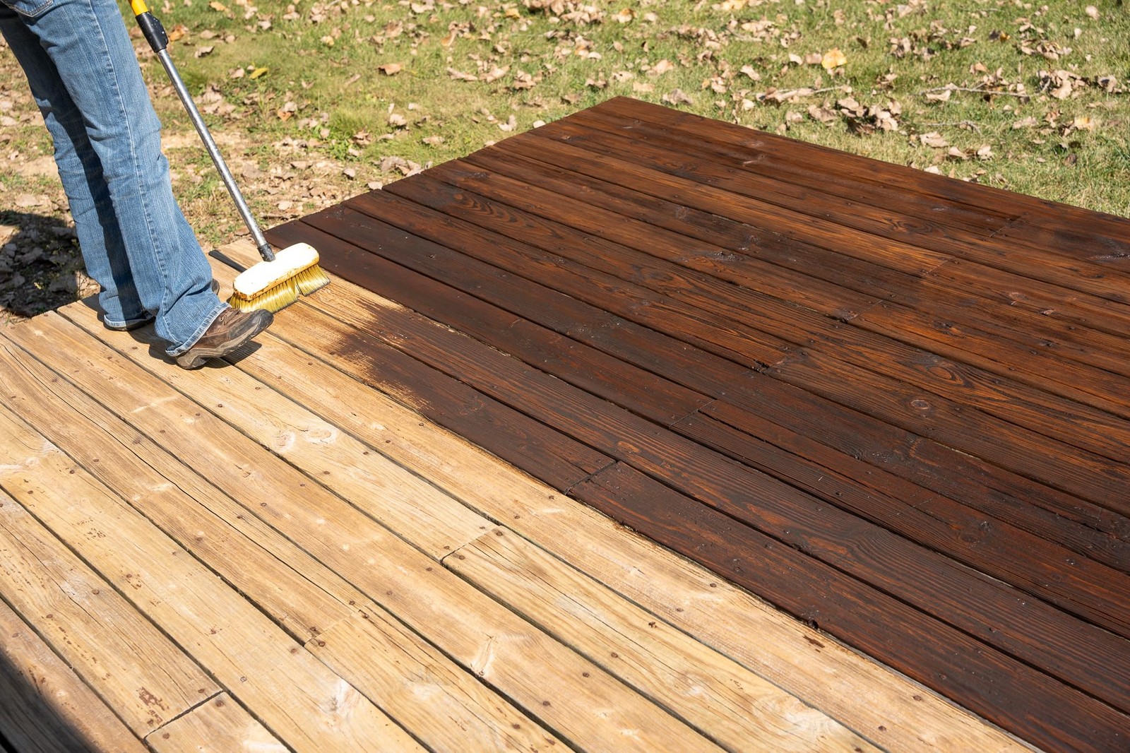 DEFY Essential Semi-Transparent Outdoor Wood Stain and Sealer in One 1 Gallon