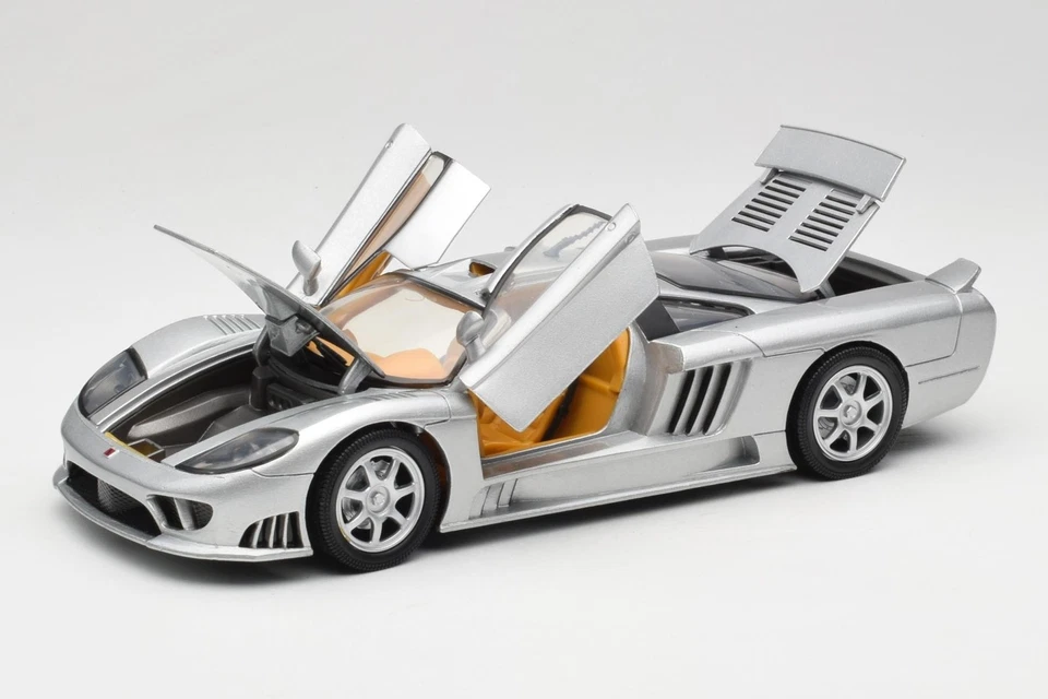 73117 Saleen S7 Silver Motormax 1:18 - Immagine 2 di 4