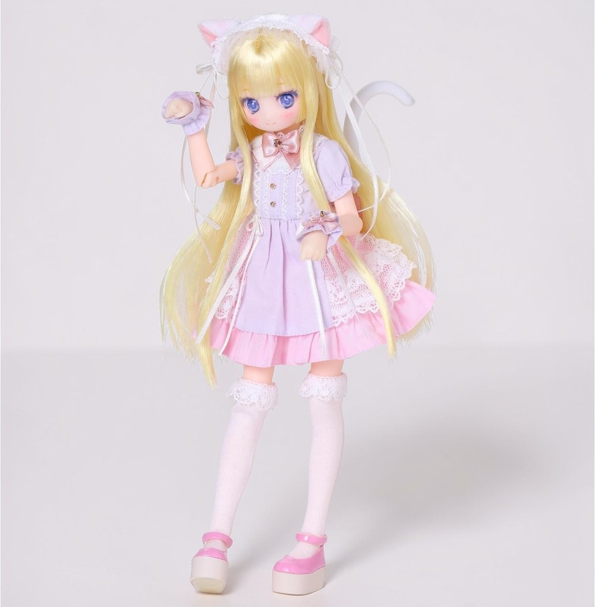 AZONE Colorful Dreamin' Mebae A Gift from M.K. White Cat ver