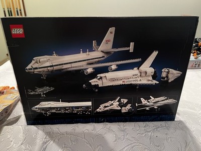 LEGO Icons Shuttle Carrier Aircraft 10360 2417pcs Box Instr Display Stand 18+