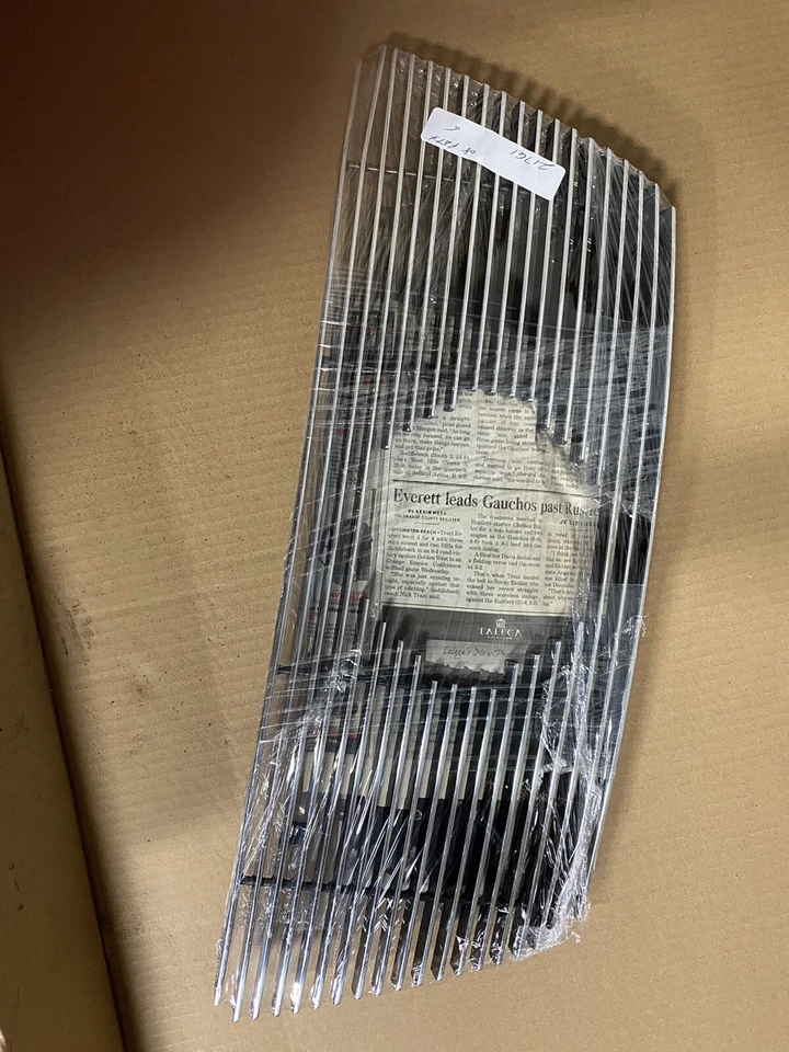 Grelha série tarugo polido T-Rex 21761 para 2008-2012 Nissan Pathfinder - Imagem 2 de 4