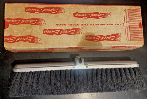 Vintage NOS Milwaukee Dustless Speed Sweep Broom Head Brush 18 inch - 1980's