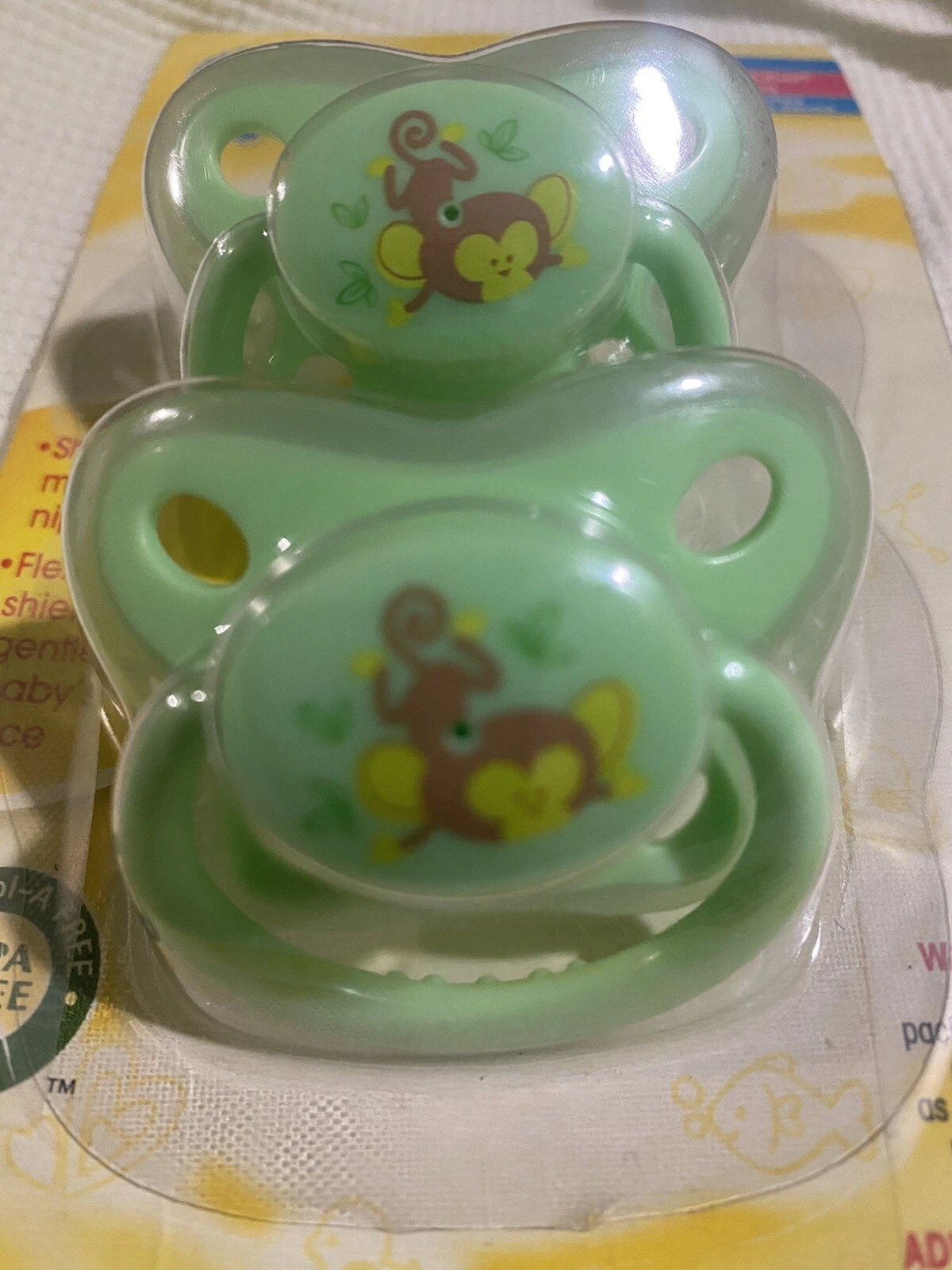 Playtex Original Binky 2 Flat silicone pacifiers BPA free 0-6m+ Green Monkey
Opens in a new window o