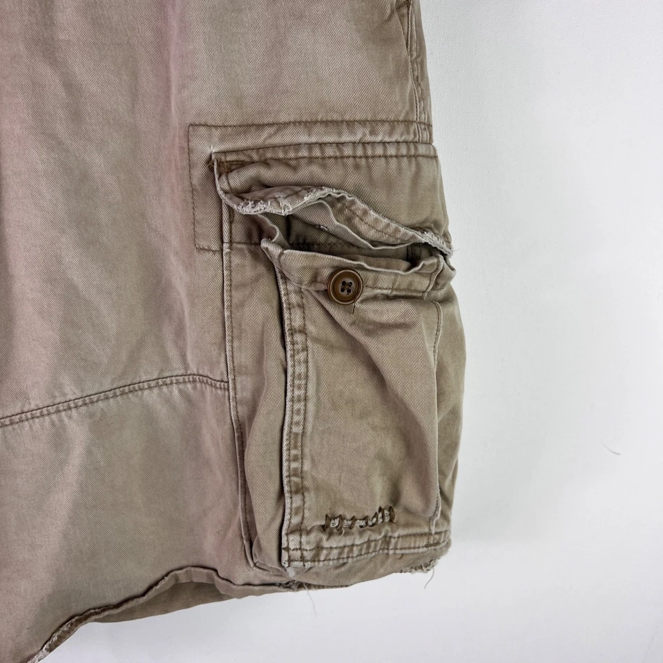 Vintage Abercrombie & Fitch Cargo Shorts Mens 34 Beige Khaki Distressed Y2K - Image 3 of 4