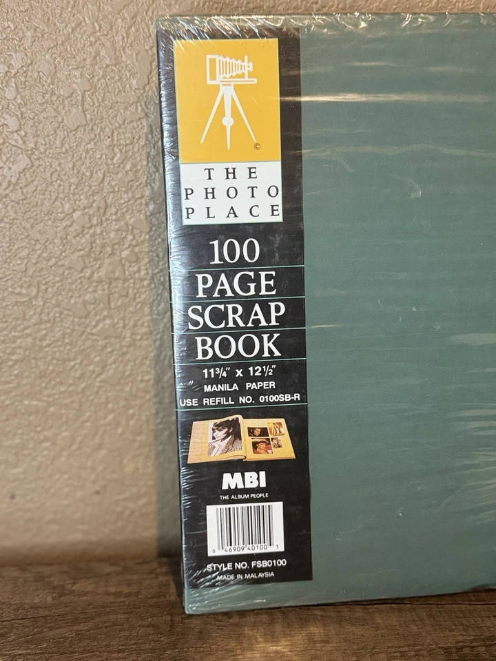 Scrapbook esportivo vintage novo na embalagem 100 páginas expansível Manilla - Imagem 3 de 3