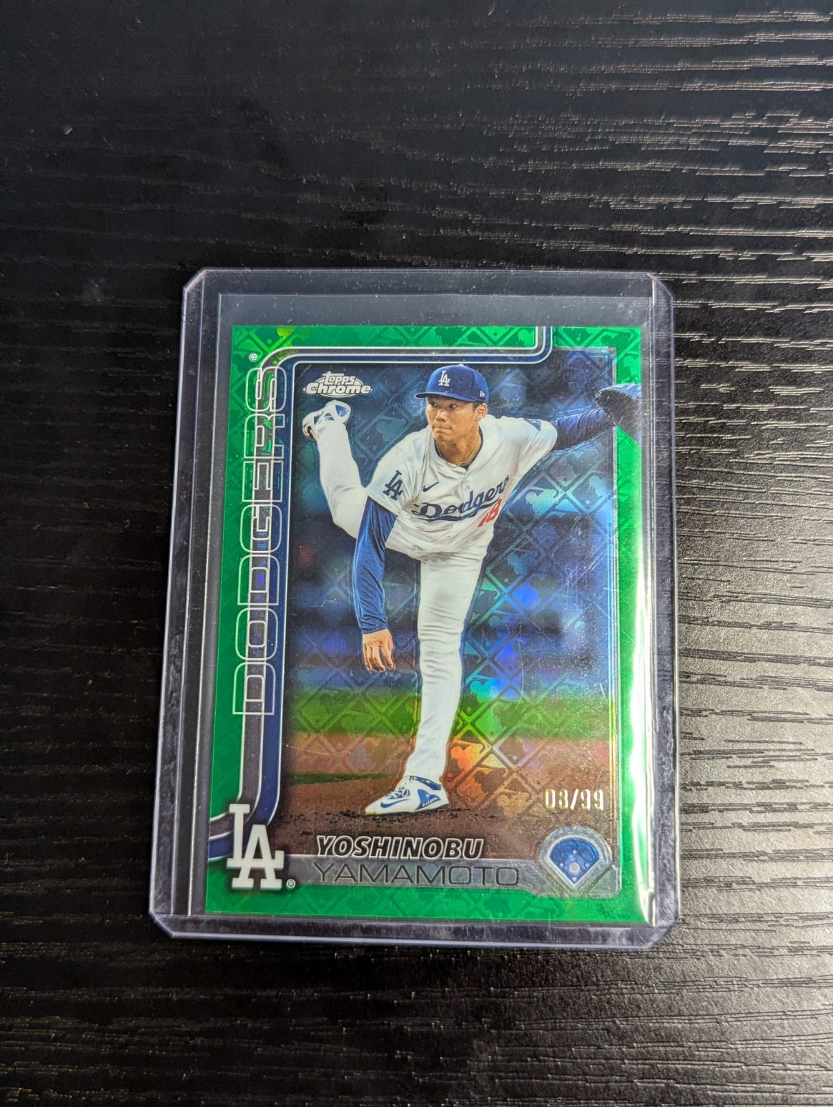 2025 Topps Chrome Yoshinobu Yamamoto #179 Green Refractor /99