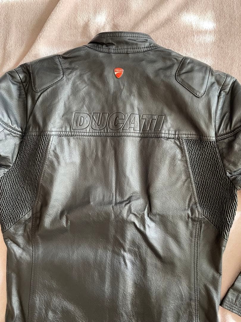 Ducati Black Leather Rider's Jacket in Puma Style S Men's Good condition Used thumbnail 4