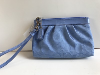 NWT Daisy Coach Pleated Wristlet Periwinkle (Light Blue) Signature PVC F46252