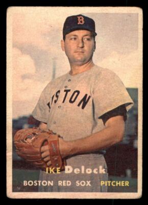 1957 Topps #63 Ike Delock PR (Filler)