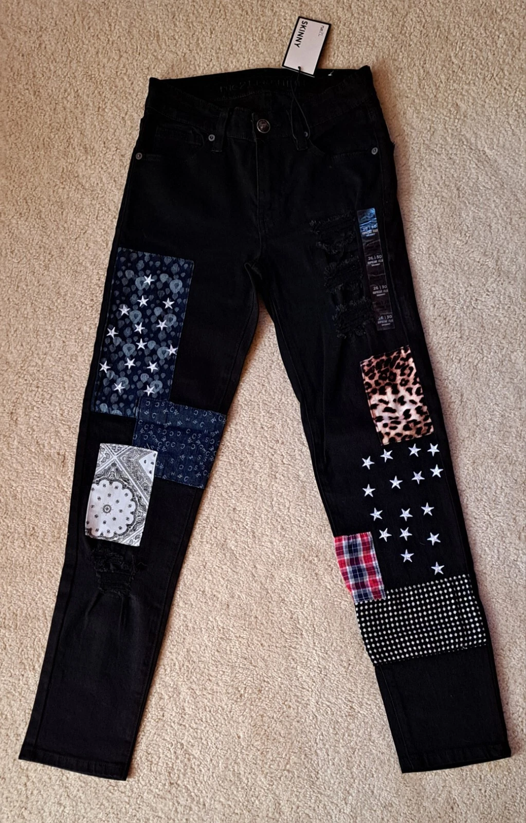 NWT Rue21 Skinny Supreme Flex Black Distressed Patchwork Jeans Unisex Sz 26x30