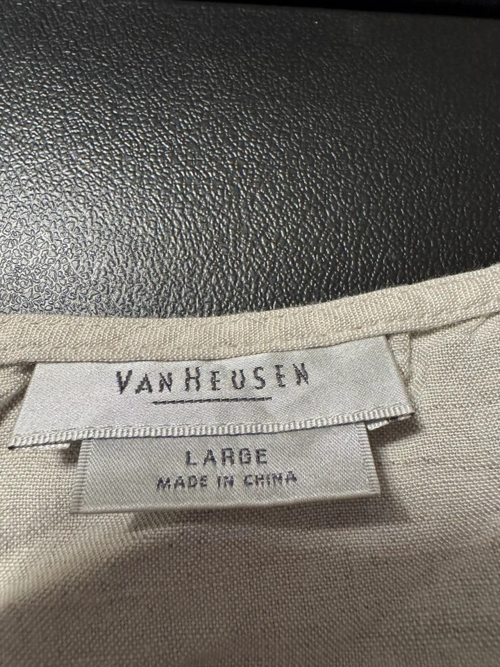 Blusa Van Heusen color tostado sin mangas con botones L para mujer Foto 2 de 4